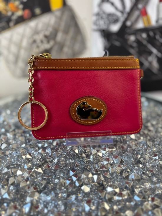 Dooney & Bourke Handbags - Dooney & Bourke 3D duck emblem wallet EUC
